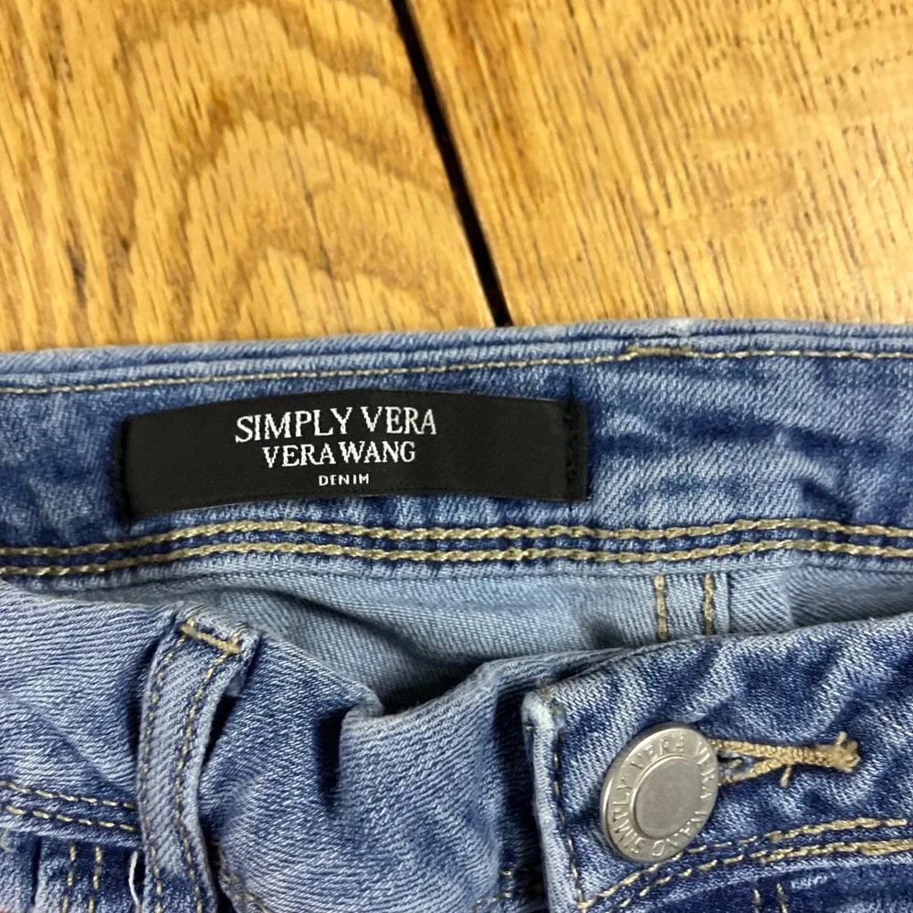 Simply Vera Vera‎ Wang Denim Jeans Women's Size 0 Distressed Frayed Hem Skinny